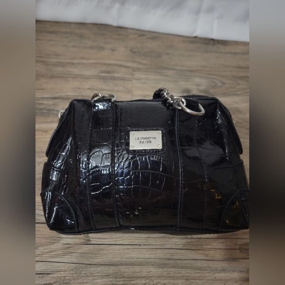 Liz Claiborne Handbags - Liz Claiborne Purse